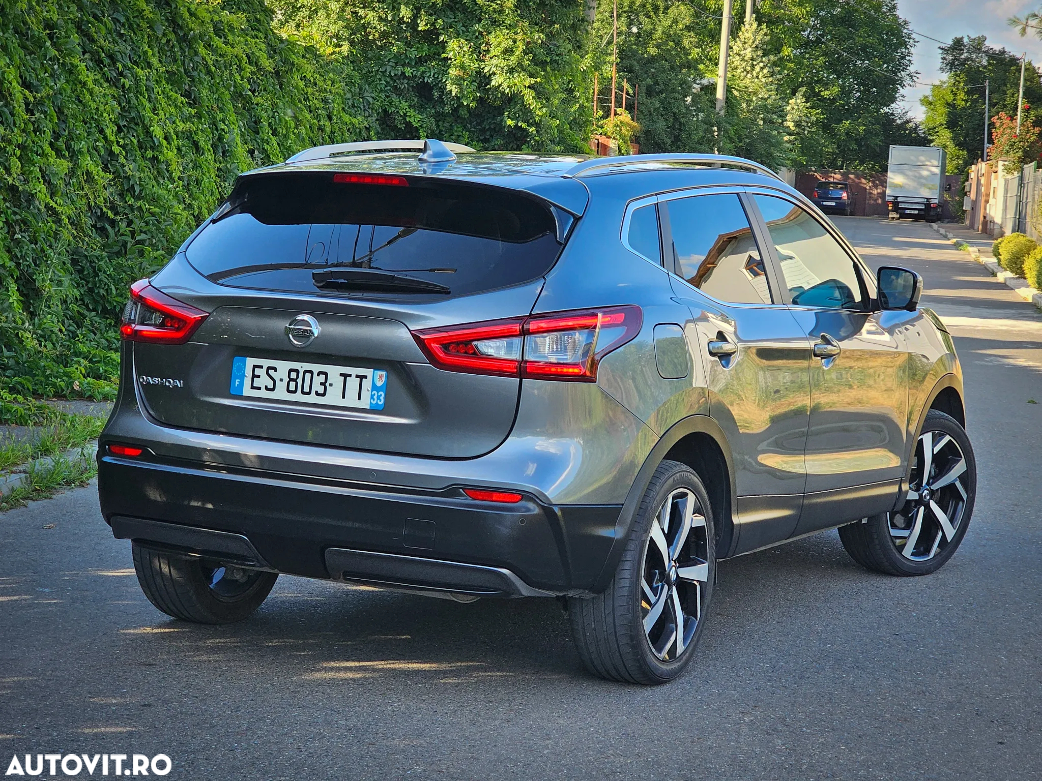 Nissan Qashqai 1.6 DCI Xtronic TEKNA+ - 12