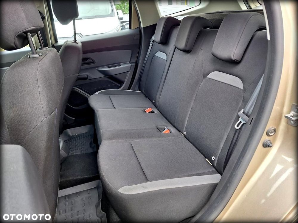 Dacia Duster 1.3 TCe FAP Essential - 10