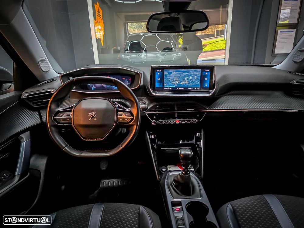 Peugeot 2008 BlueHDi 100 STOP & START Allure - 21