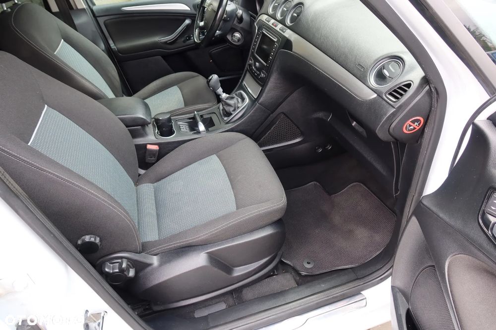 Ford Galaxy 2.0 TDCi Titanium - 14