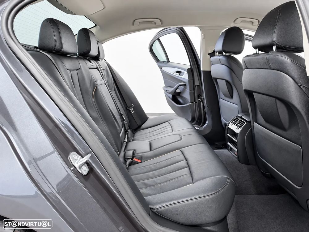BMW 520 e Line Luxury - 49