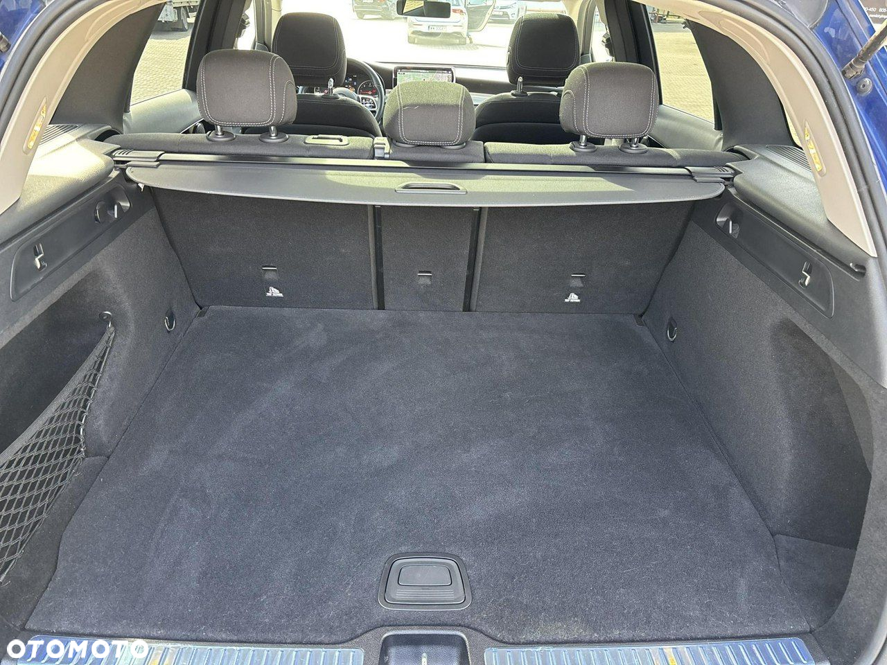 Mercedes-Benz GLC - 15