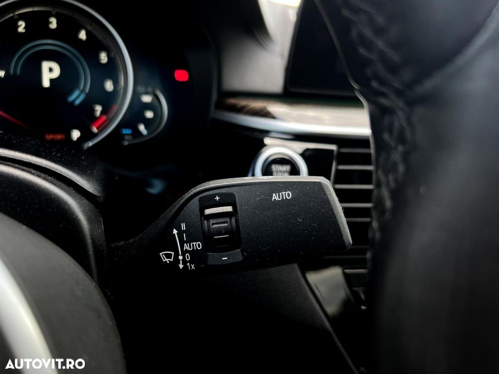 BMW Seria 5 530e AT PHEV - 33