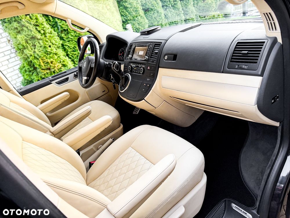 Volkswagen Multivan - 35