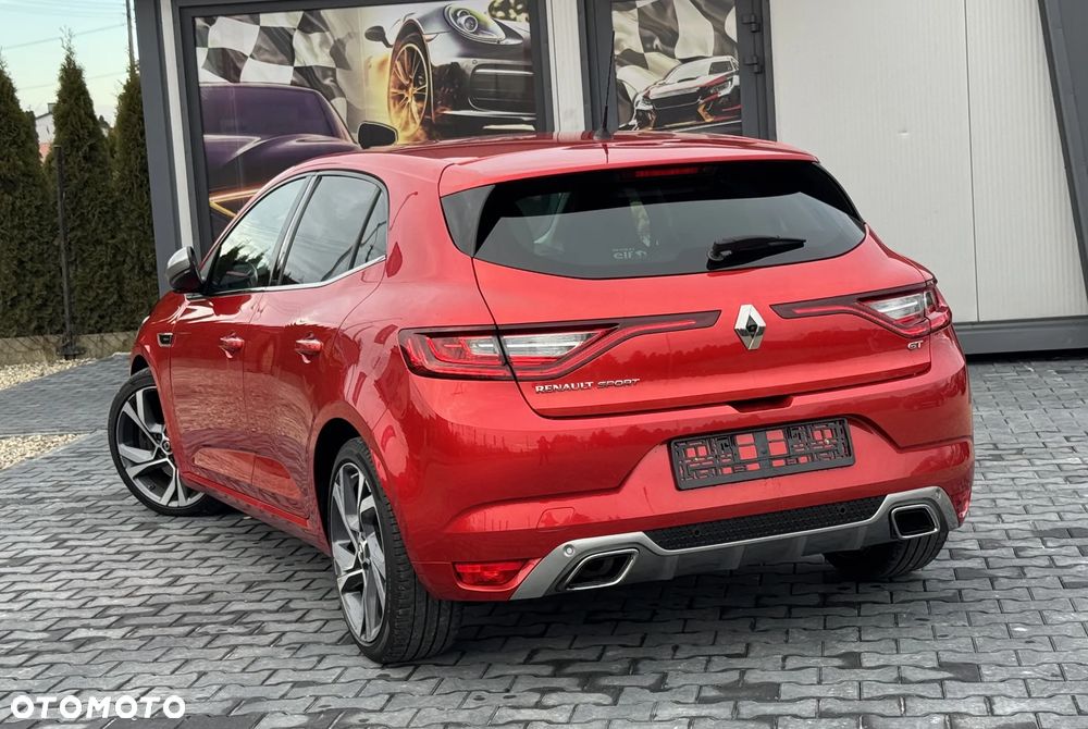 Renault Megane ENERGY TCe 205 EDC GT - 10