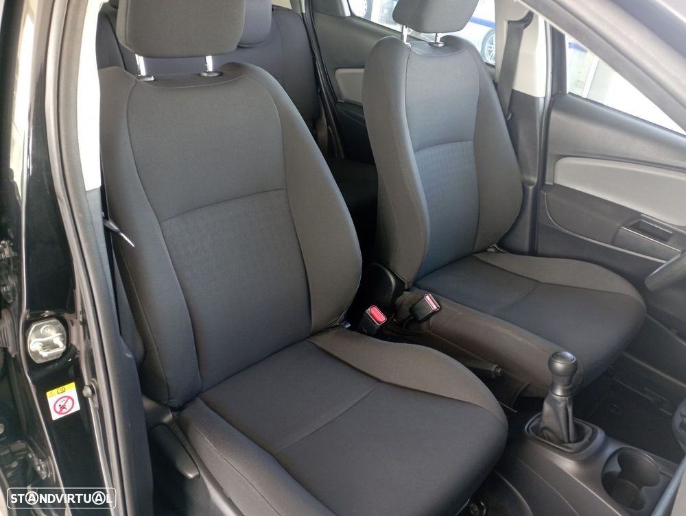 Toyota Yaris 1.0 VVT-i - 18