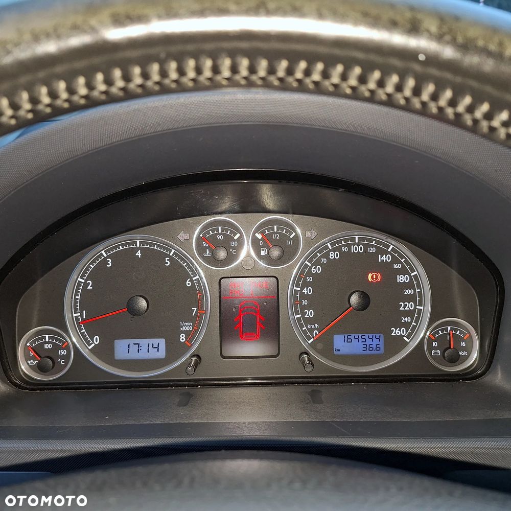 Volkswagen Sharan 1.8T Highline - 15