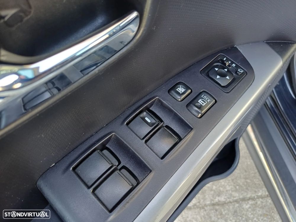 Mitsubishi Outlander 2.2 DI-D Instyle 2 Aut. 4WD - 20
