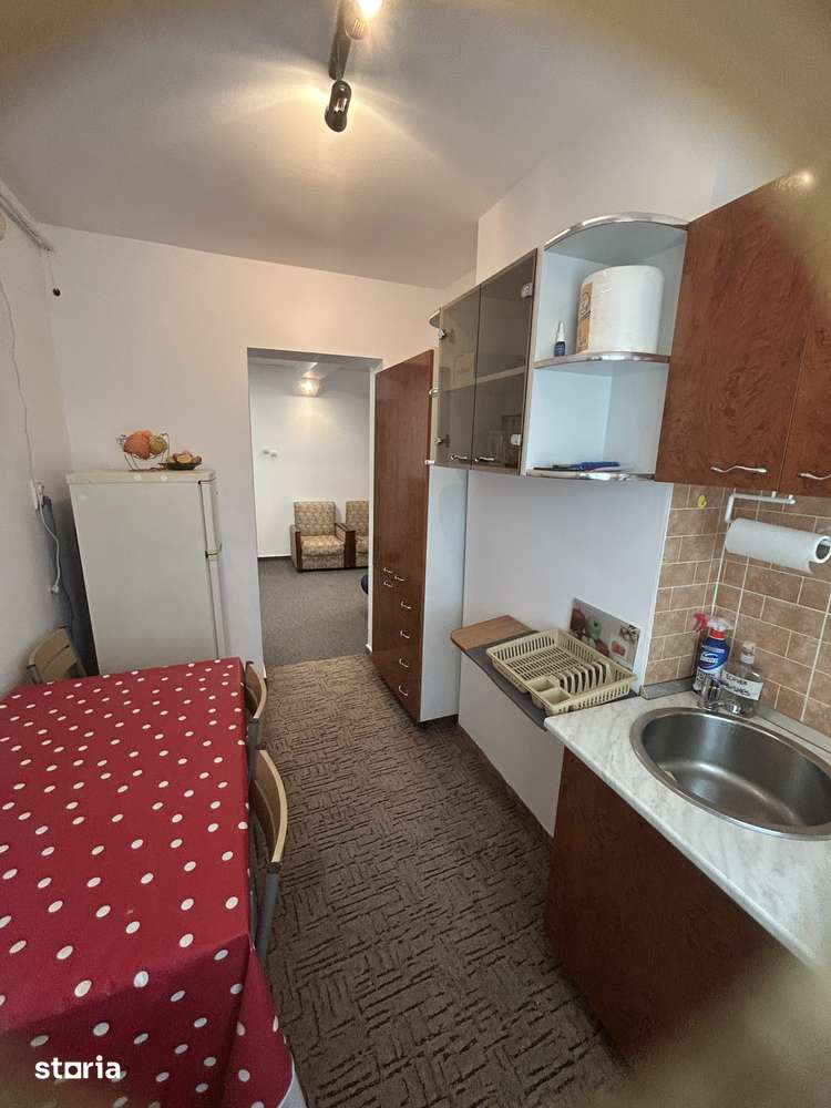 Apartament 2 camere, etaj 4, căldură gaz — fotografia 3