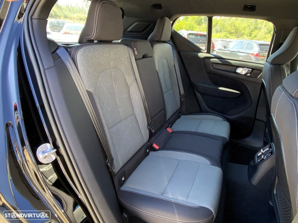 Volvo XC 40 T4 Recharge DKG Core - 31