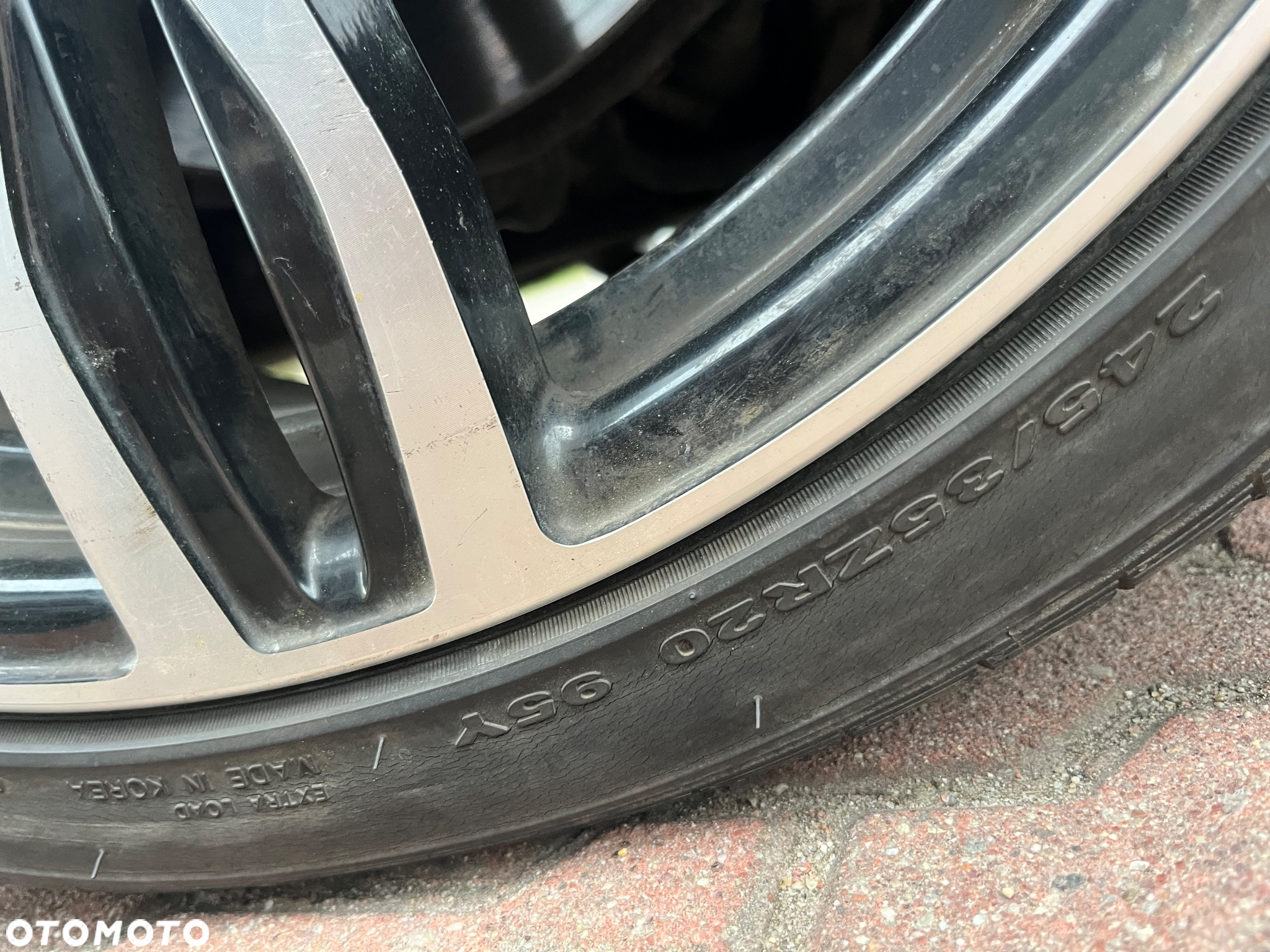 BMW Seria 6 650 i - 26