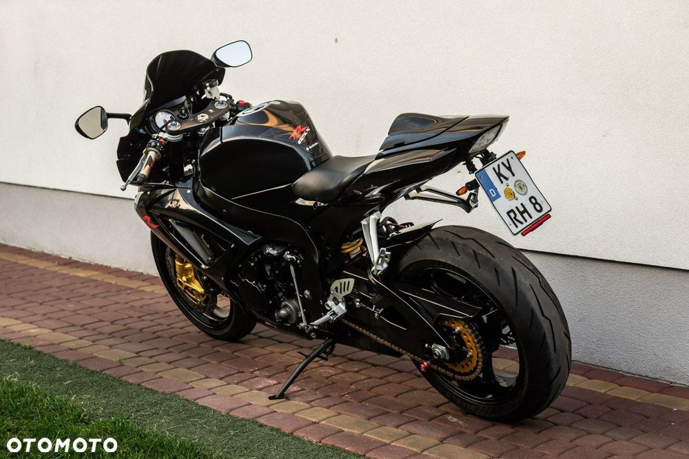 Suzuki GSX-R - 4