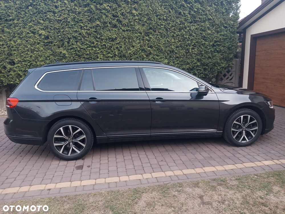 Volkswagen Passat 2.0 TSI Business DSG - 9