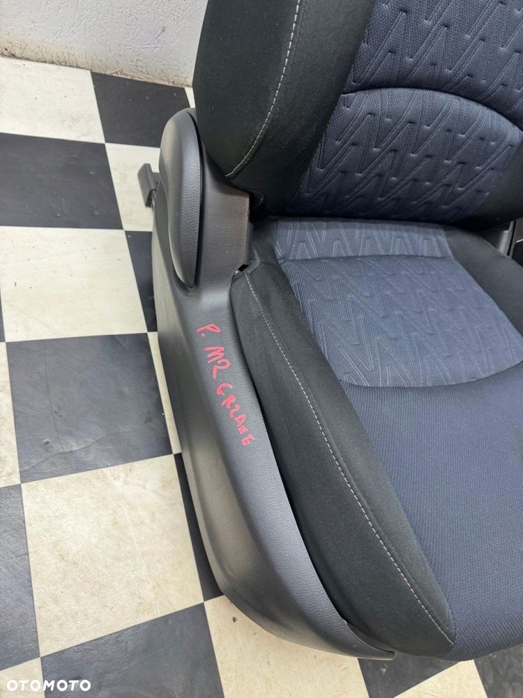 fotel prawy pasażera grzany mazda 2 dj iii 2015-2023 grzany poduszka - 11