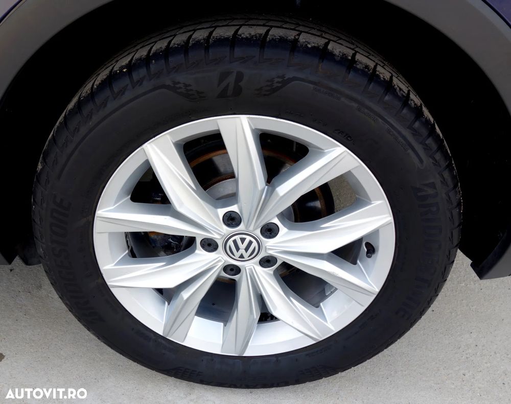 Volkswagen Tiguan 2.0 TDI DSG Advanced - 28