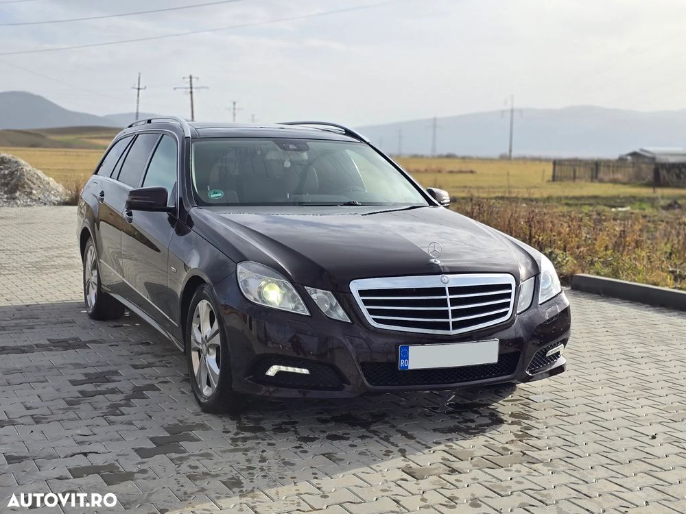 Mercedes-Benz E 220 CDI DPF BlueEFFICIENCY Automatik Avantgarde - 1