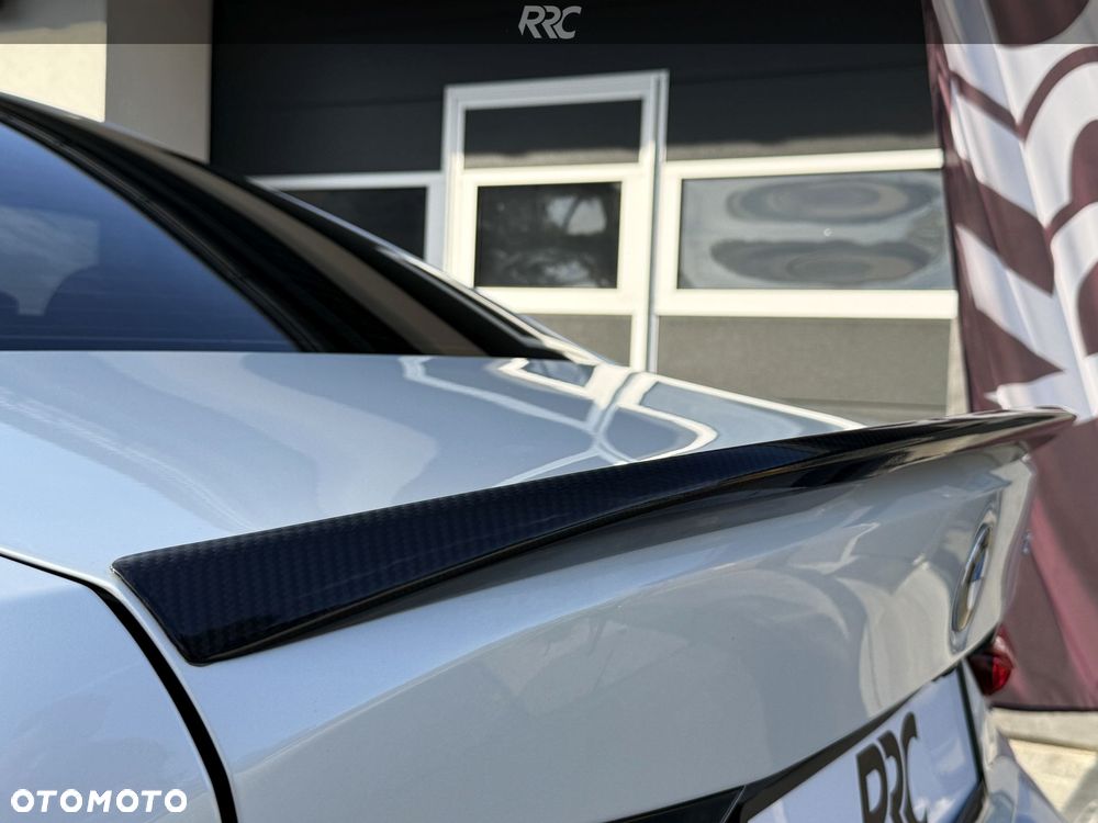 BMW Seria 3 330i M Sport - 24