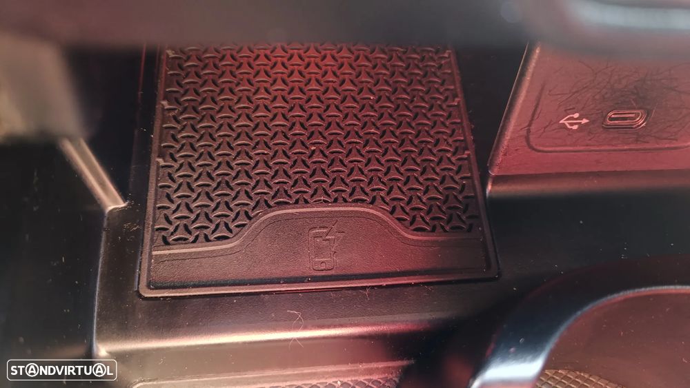 Mercedes-Benz C 300 d AMG Line - 22