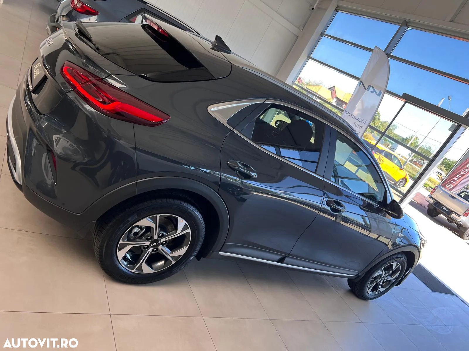 Kia XCeed 1.5 T-GDI 7DCT City - 4