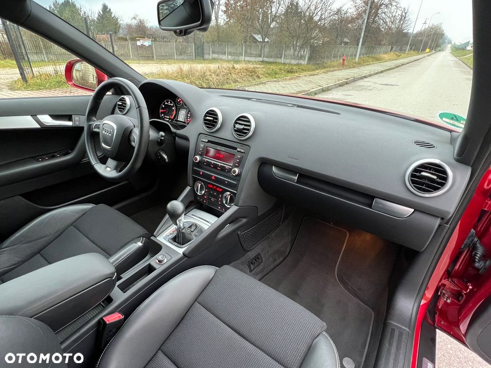 Audi A3 Sportback 2.0 TFSI S tronic S line Sportpaket (plus) - 13