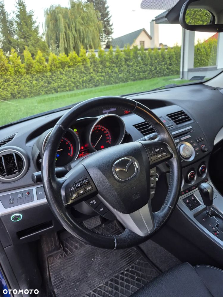 Mazda 3 2.0 Exclusive + - 25