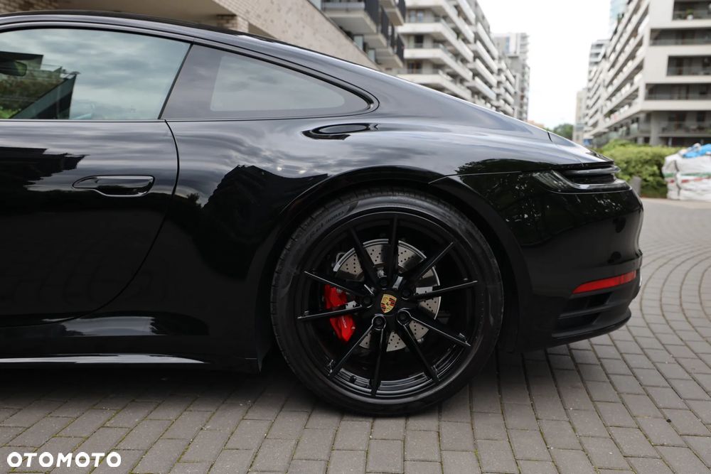 Porsche 911 Carrera S - 36