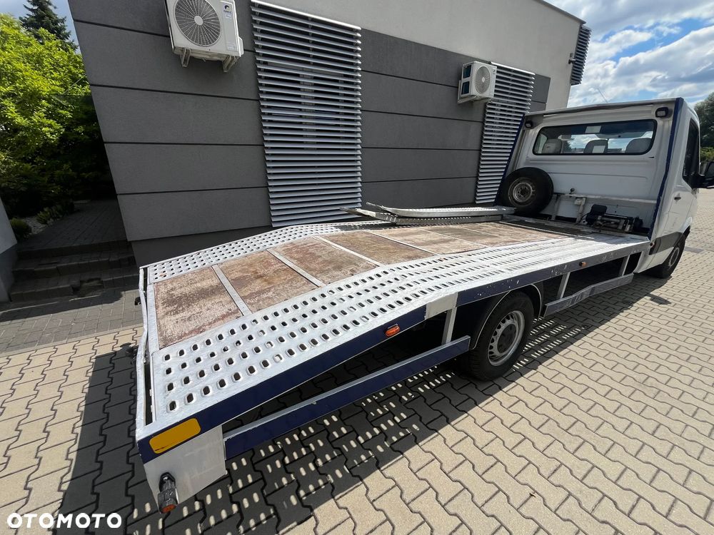 Mercedes-Benz Sprinter - 8