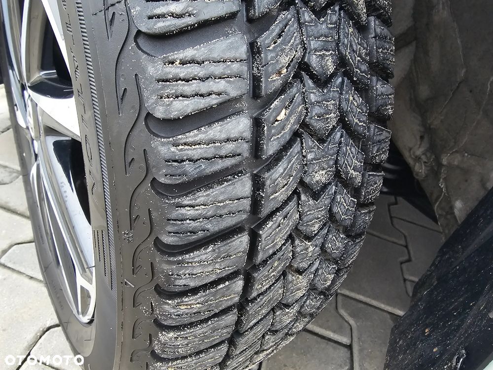 Toyota Yaris Hybrid 1.5 Style - 16