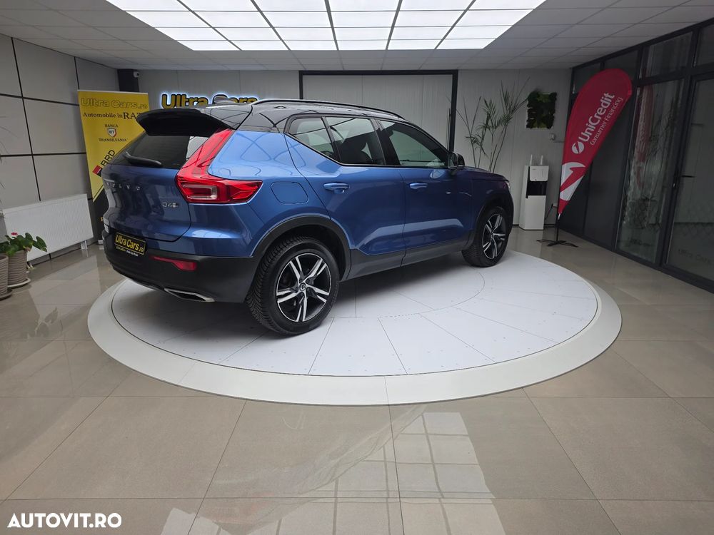 Volvo XC 40 D4 AWD Geartronic R-Design - 6