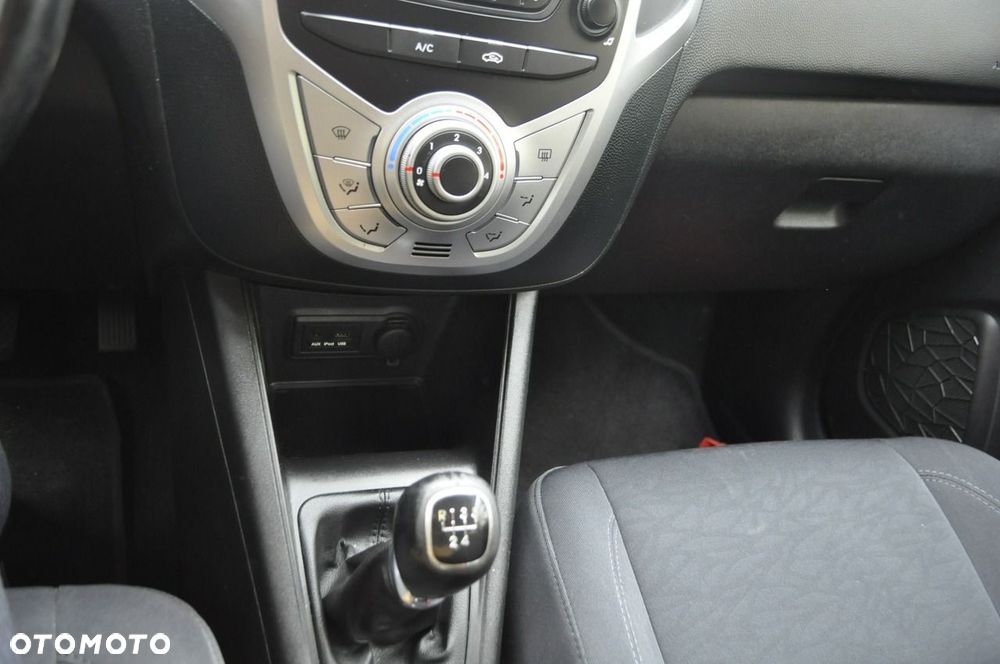 Hyundai ix20 - 10