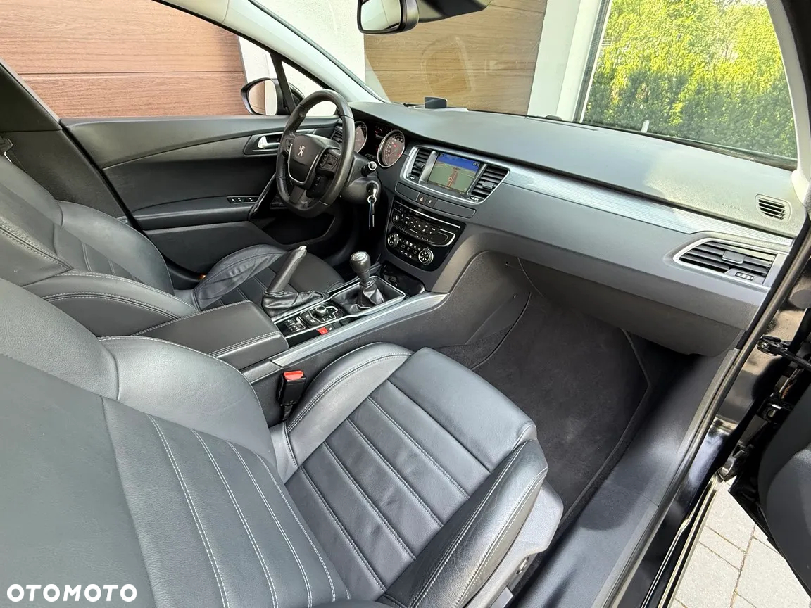 Peugeot 508 1.6 T Allure - 25