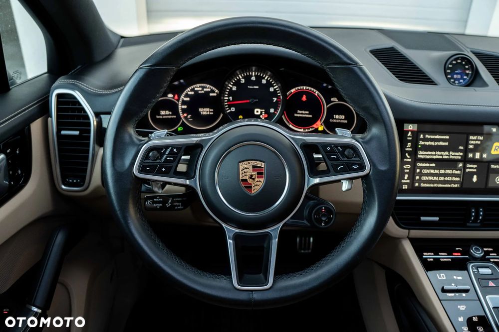 Porsche Cayenne S - 26