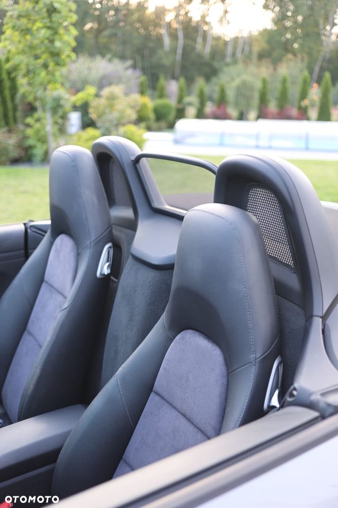 Porsche Boxster - 32