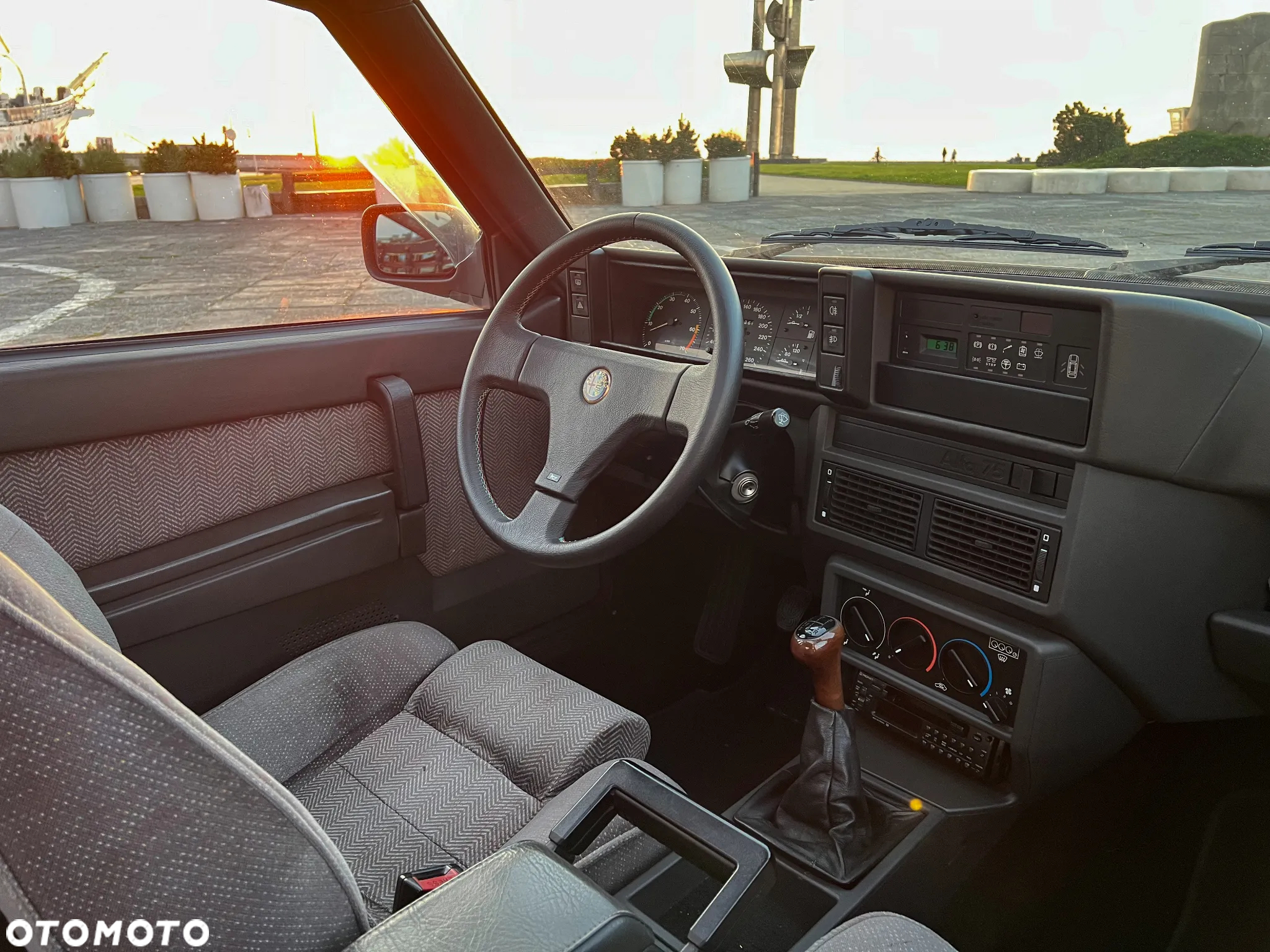 Alfa Romeo 75 2.0 Twin Spark Ltd - 9