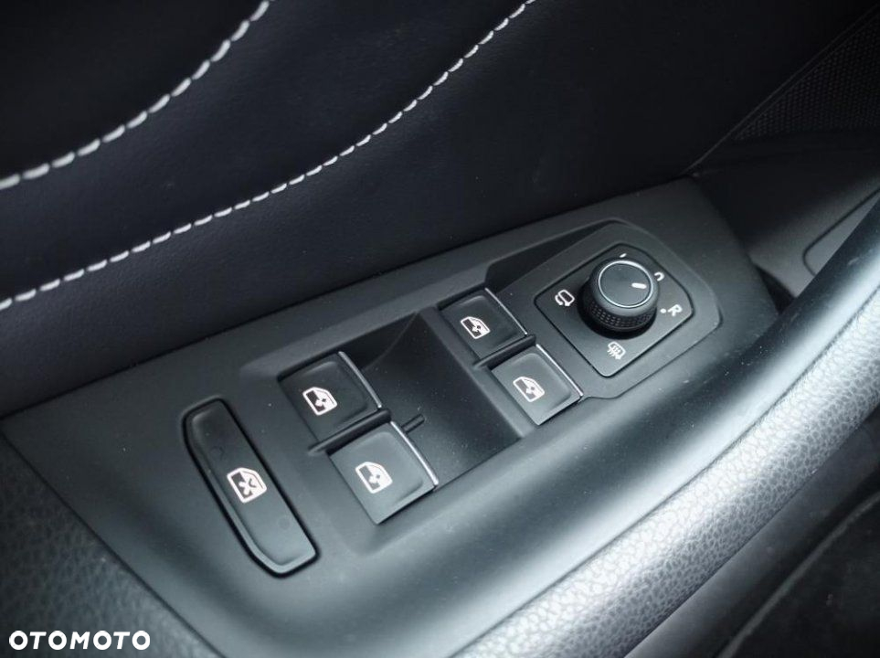 Volkswagen Passat - 23