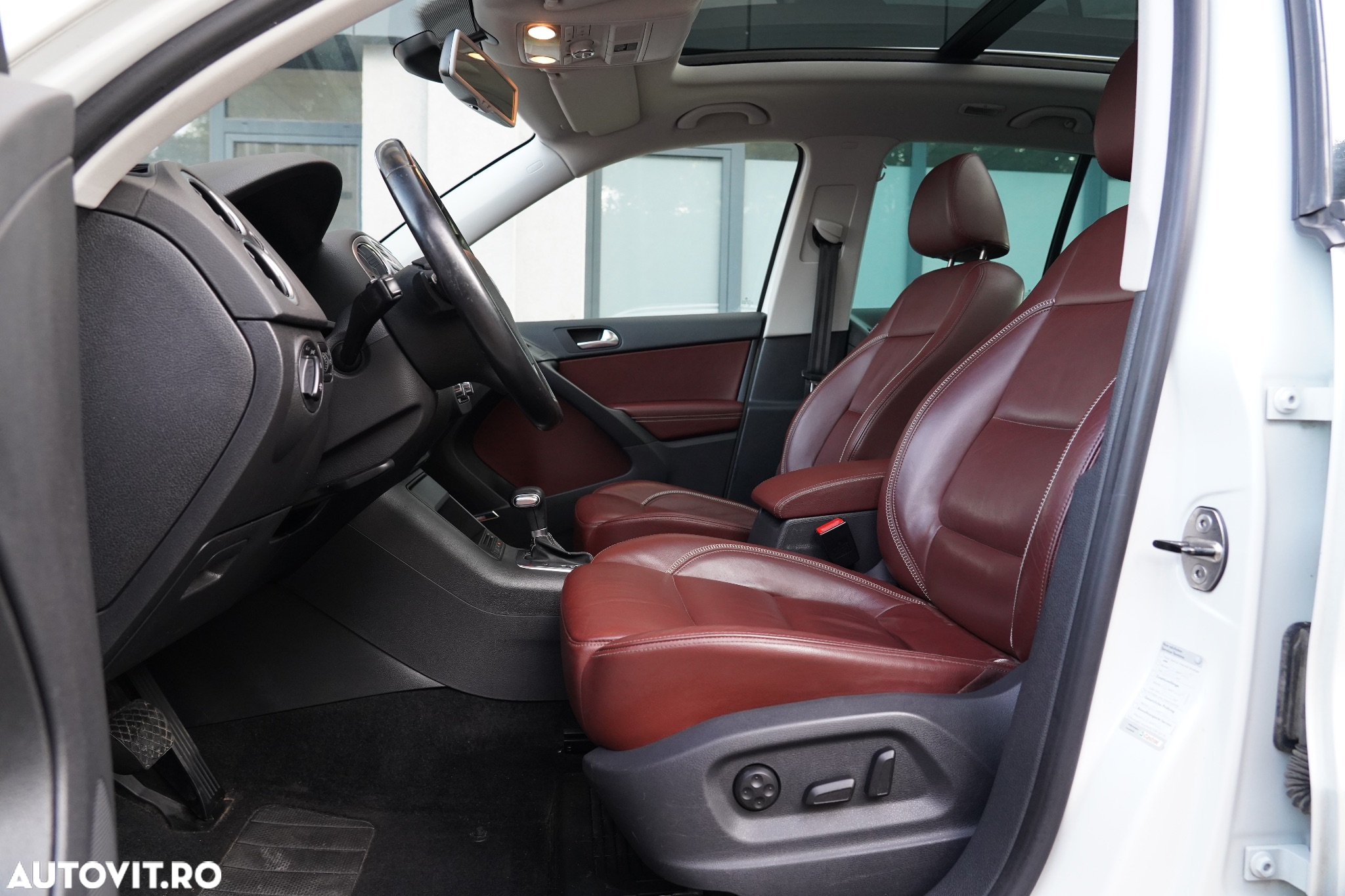 Volkswagen Tiguan 2.0 TDI 4Motion DSG Track & Style - 14