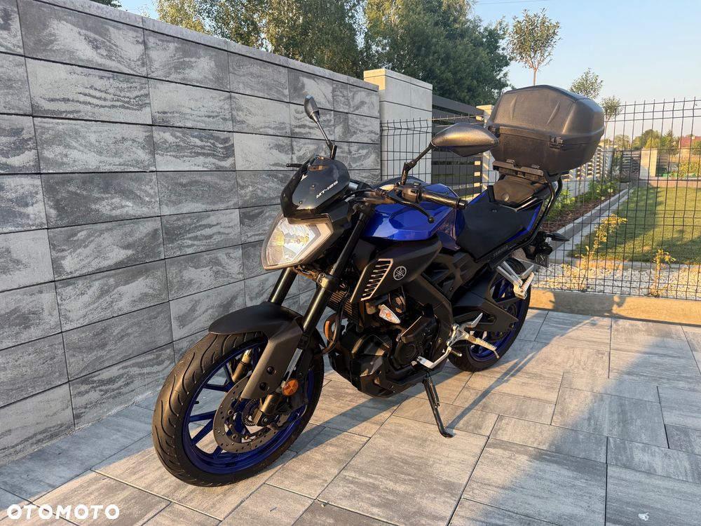 Yamaha MT - 2