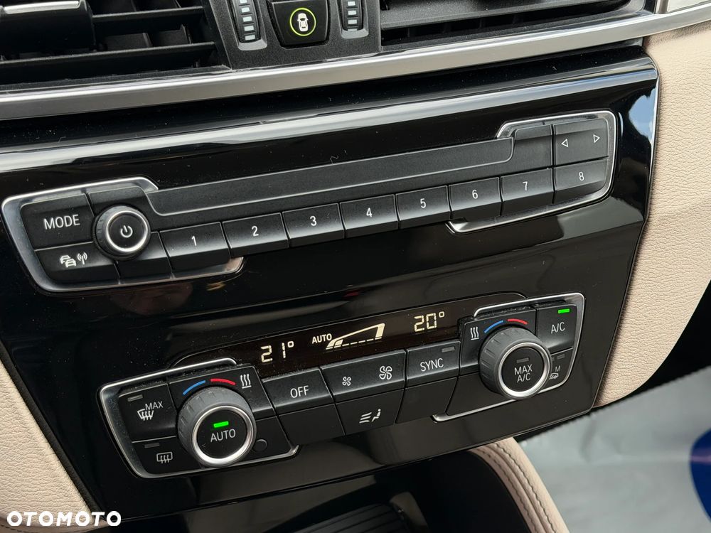 BMW X1 sDrive18i GPF xLine - 20