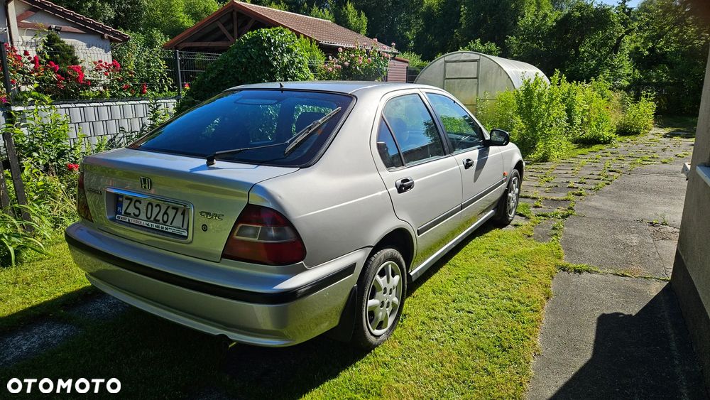 Honda Civic 1.4i - 3