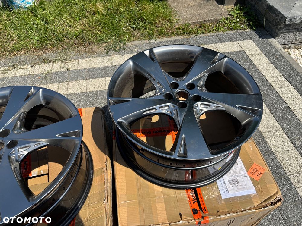 Genesis GV80 Felgi 22” - 2