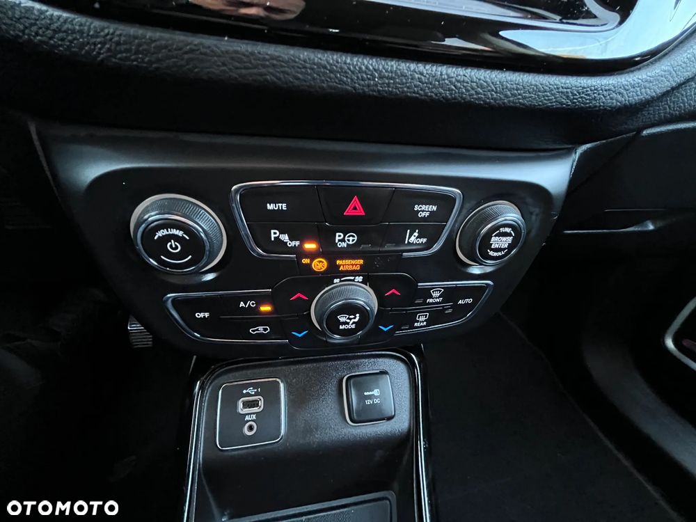 Jeep Compass 1.4 MultiAir Limited - 28