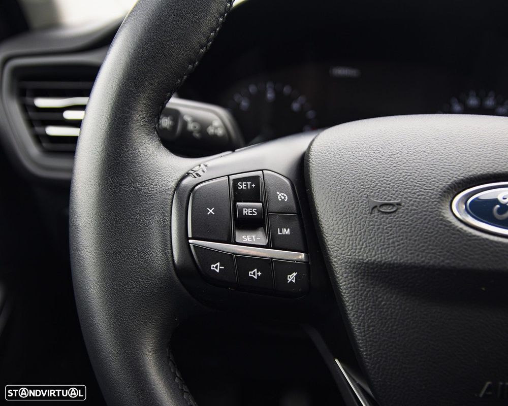 Ford Kuga 1.5 TDCi EcoBlue Titanium - 38