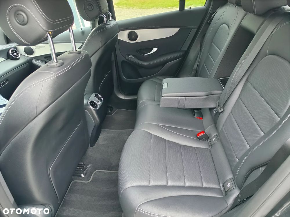Mercedes-Benz GLC 200 4Matic 9G-TRONIC - 22