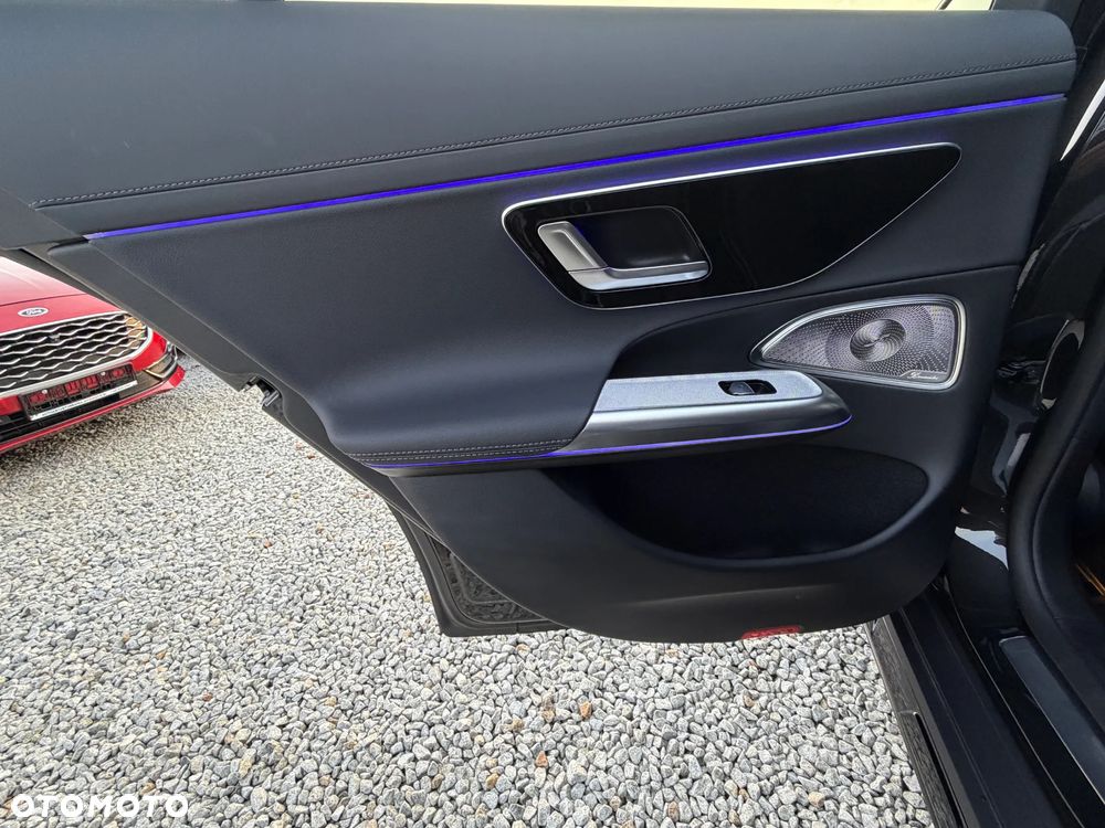 Mercedes-Benz Klasa E 300 de 4Matic 9G-TRONIC Avantgarde - 30