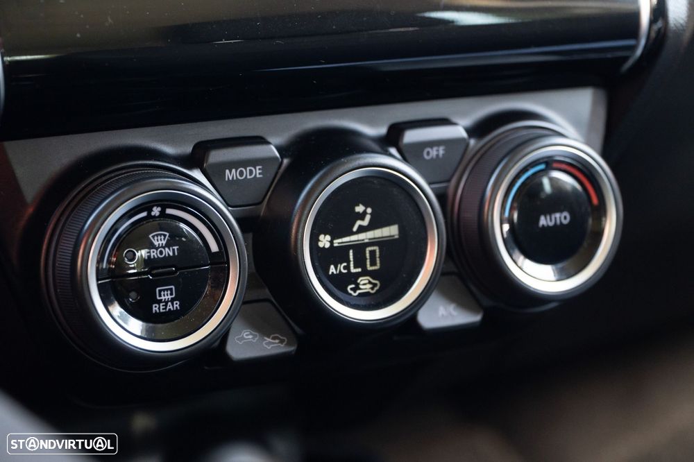 Suzuki Swift 1.2 Dualjet Hybrid Club - 15