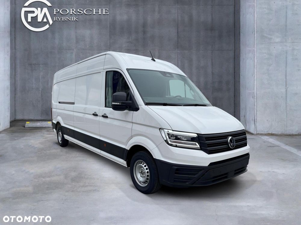 Volkswagen Crafter 35 Furgon z wysokim dachem silnik: 2,0 l EU6 SCR 140 KM / skrzynia biegów: Przedni napęd manualna 6-biegowa rozstaw osi: 4490 mm - 4