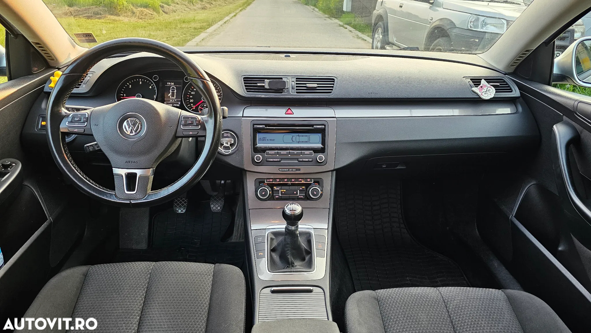 Volkswagen Passat - 3