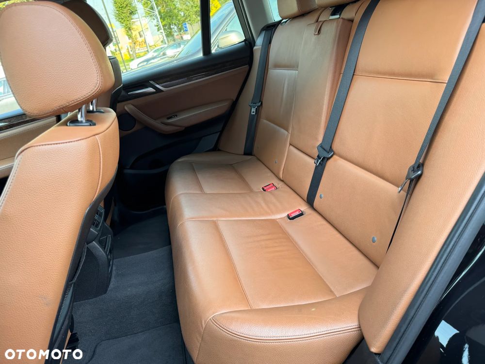 BMW X3 28i xDrive - 22