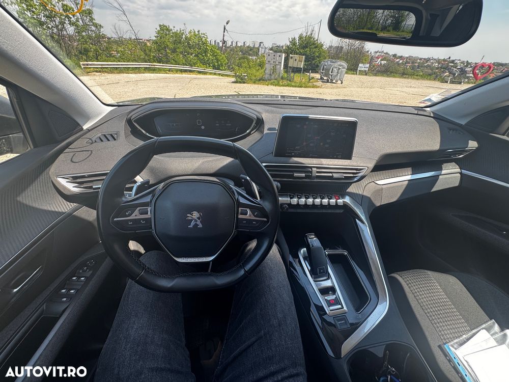 Peugeot 5008 PureTech 130 EAT8 Stop & Start Active Business-Paket - 4