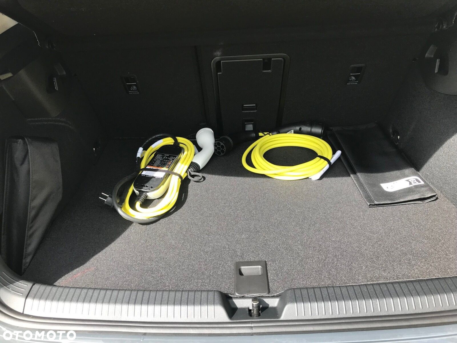 Volkswagen Golf - 16